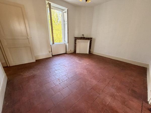 Appartement à louer |  Vierzon |  2 pièces | 65 m²