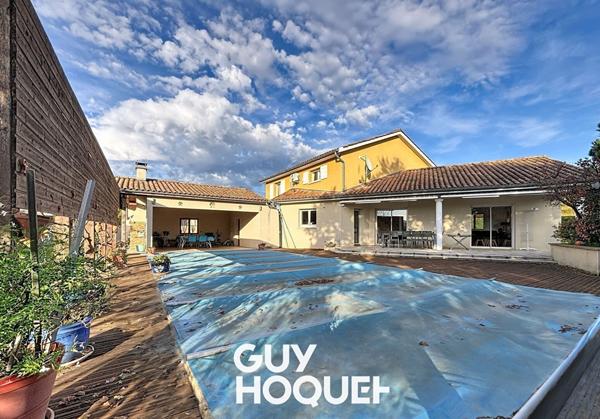 Villa 3CHBS + Gge et Piscine -71850 CHARNAY LES MACON