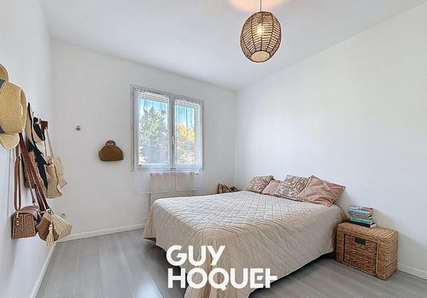 Villa 3CHBS + Gge et Piscine -71850 CHARNAY LES MACON