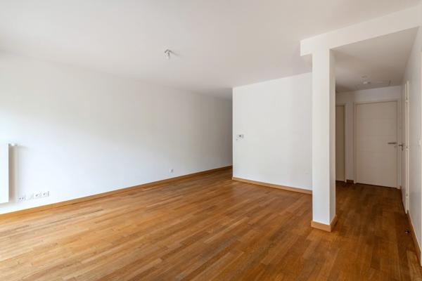 Saint Rambert - Appartement RDJ 75 m² avec terrasse - 2 chambres