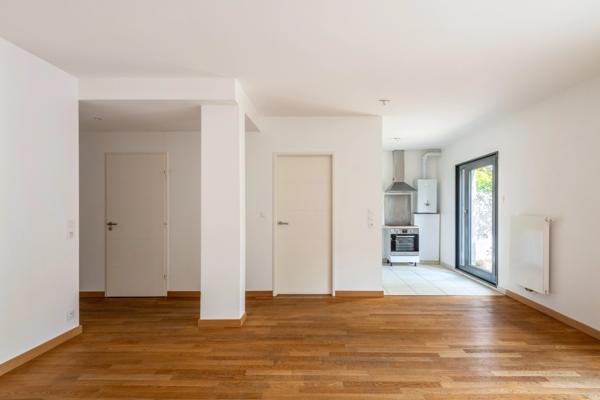 Saint Rambert - Appartement RDJ 75 m² avec terrasse - 2 chambres