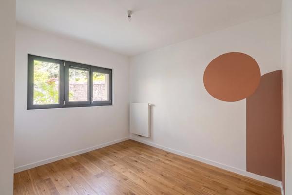 Saint Rambert - Appartement RDJ 75 m² avec terrasse - 2 chambres