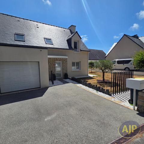 Maison à vendre Guidel - 4 pièces, 105m² avec 3 chambre(s) à 399 700€ - AJP Immobilier Vannes