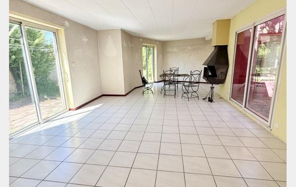Vente Villa + piscine + jardin à rafraîchir Beaumes-de-venise   