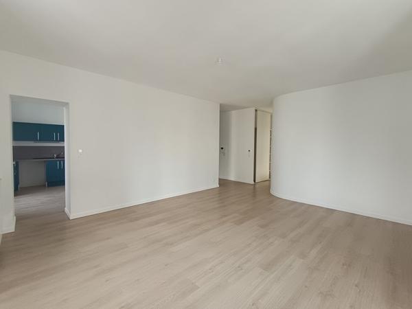 Location appartement 3 pièce(s) 78 m²