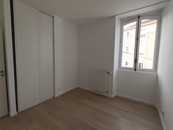 Location appartement 3 pièce(s) 78 m²