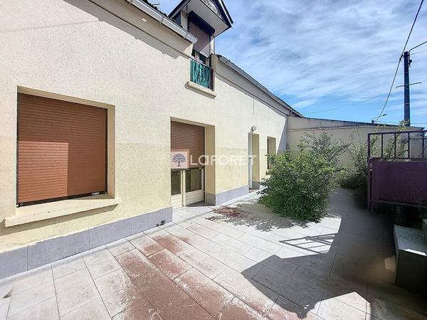 Achat maison près de CHAUNY - 9 pièce(s) - 237 m² - 249 900 €