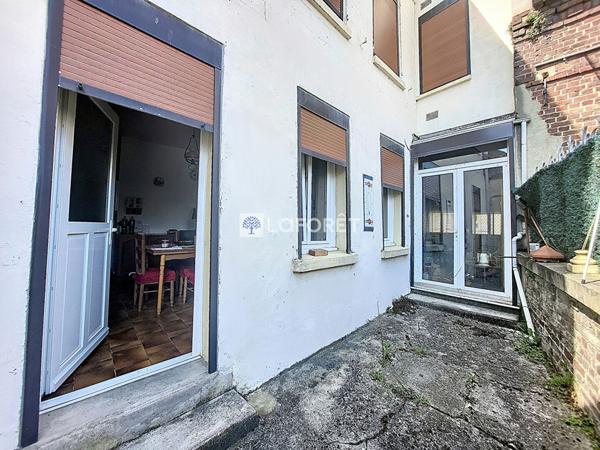 Achat maison près de CHAUNY - 9 pièce(s) - 237 m² - 249 900 €