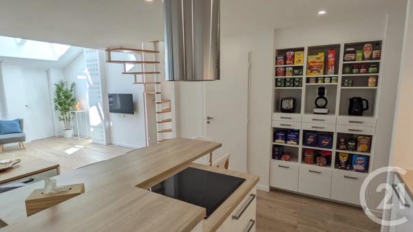 Appartement F3 à vendre  3 pièces - 54,75 m 2   BOURG EN BRESSE  - 01