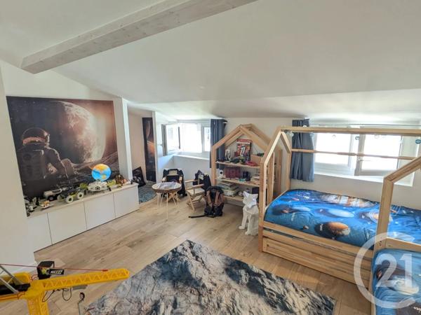 Appartement F3 à vendre  3 pièces - 54,75 m 2   BOURG EN BRESSE  - 01