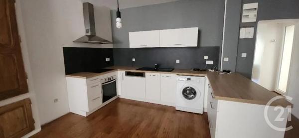 Appartement F4 à vendre  4 pièces - 79,31 m 2   AURILLAC  - 15