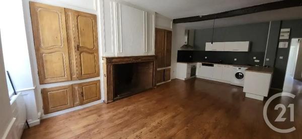 Appartement F4 à vendre  4 pièces - 79,31 m 2   AURILLAC  - 15