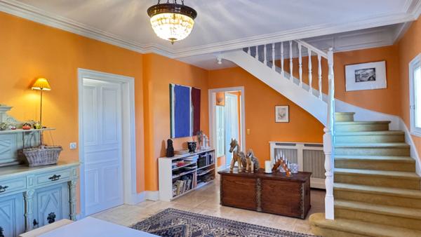 VASTE DEMEURE A VENDRE ROMORANTIN