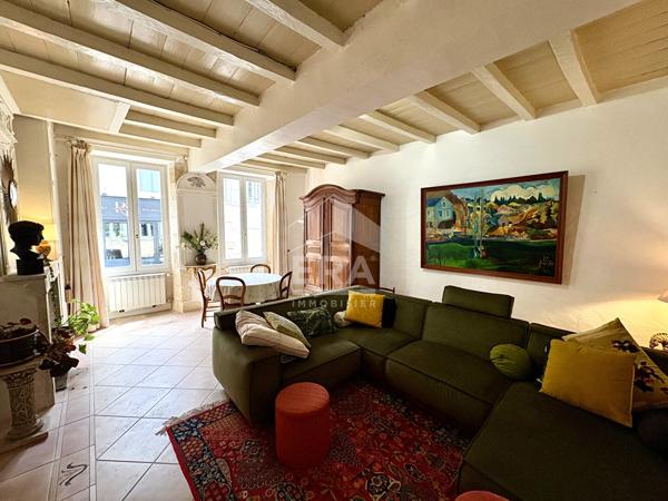 Maison Port Sainte Foy Et Ponchapt 10 pièces 5 chambres jardin et garage