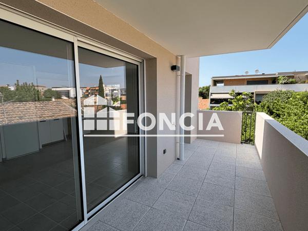 Location Appartement 3 pièces 62 m² - 8, 10 RUE DE L'ANCIEN VELODROME Nimes 30000