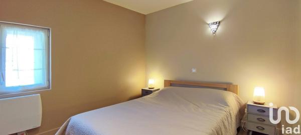 Maison de village 9 pièces de 225 m² à Verdille (16140)