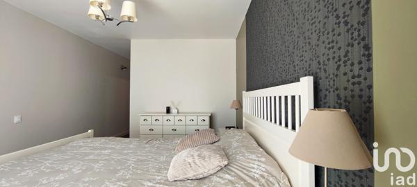 Maison de village 9 pièces de 225 m² à Verdille (16140)