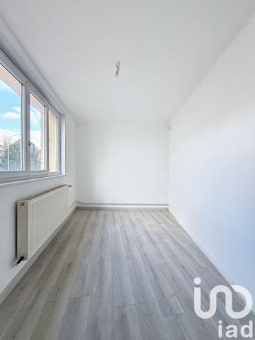 Appartement 3 pièces de 66 m² à Elbeuf (76500)