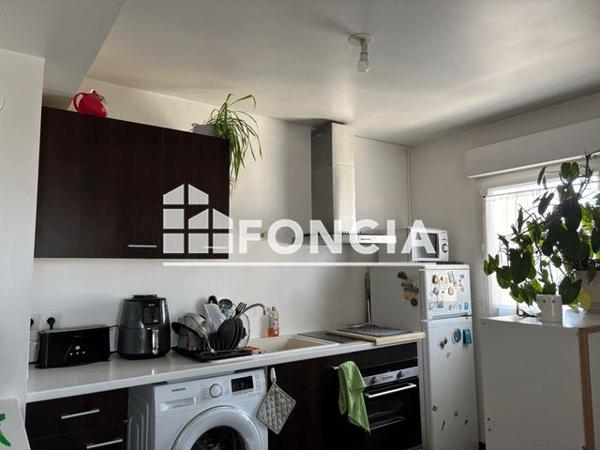 Location Appartement 2 pièces 49.7 m² - 2 (BAT.A) ET 11 (BAT.D) RUE DES HALLES Noisy Le Grand 93160