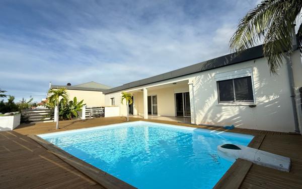 Maison à vendre    5 pièces • 122 m2 Saint-Denis