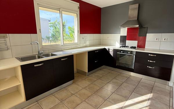 Maison à vendre    5 pièces • 122 m2 Saint-Denis