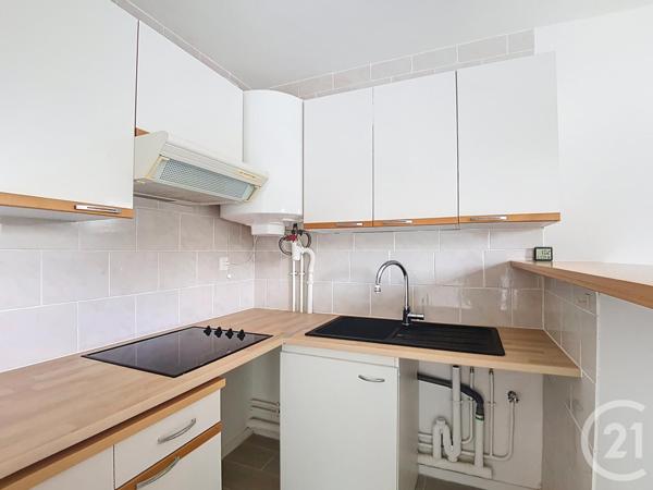 Appartement Studio à vendre  1 pièce - 31,92 m2 BOUSSY ST ANTOINE - 91