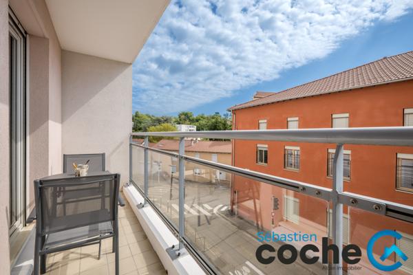 T3 contemporain Décines-Charpieu