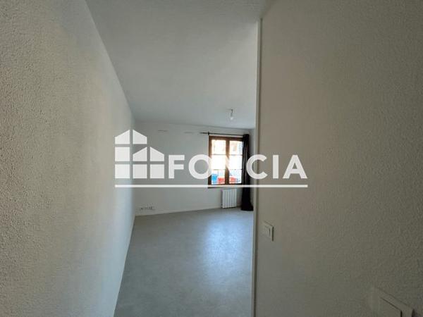 Location Studio 21 m² - 5 BIS RUE JEAN JAURES Poitiers 86000