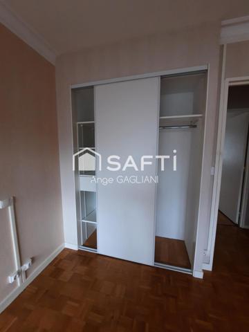 Un appartement lumineux à l’entrée du Centre-Ville