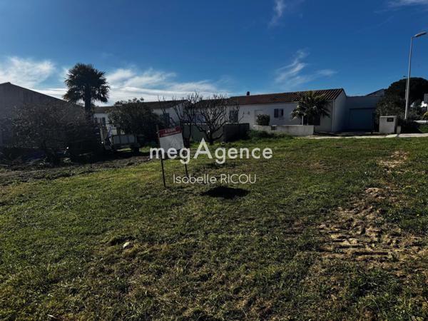 Terrain à SAINT-GEORGES-D'OLERON, 17190 - 333m²