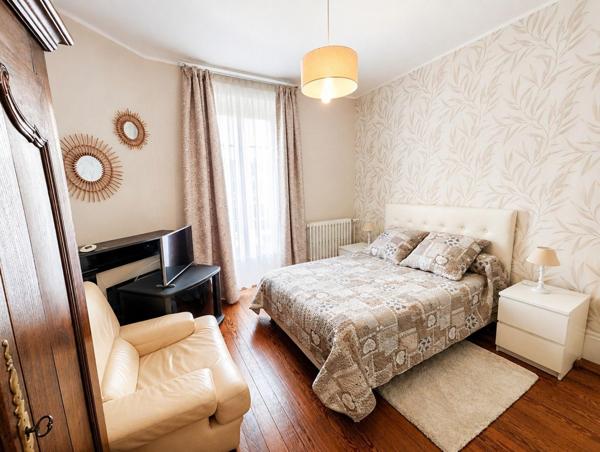 Maison à MELUN, 77000 - 9 pièces 165m²