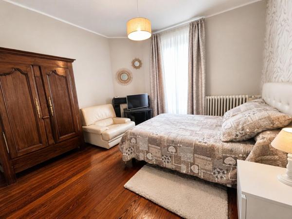 Maison à MELUN, 77000 - 9 pièces 165m²