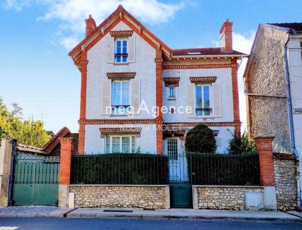 Maison à MELUN, 77000 - 9 pièces 165m²