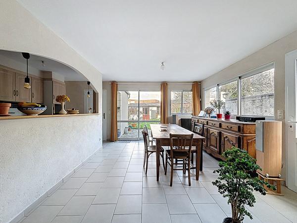 Maison à vendre à Angers située dans un secteur prisé, à moins de 10 minutes à vélo de la gare