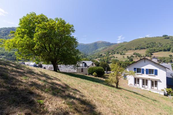 Maison et Maisonnette avec Jardin à Arreau