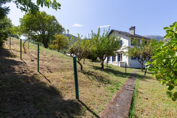 Maison et Maisonnette avec Jardin à Arreau