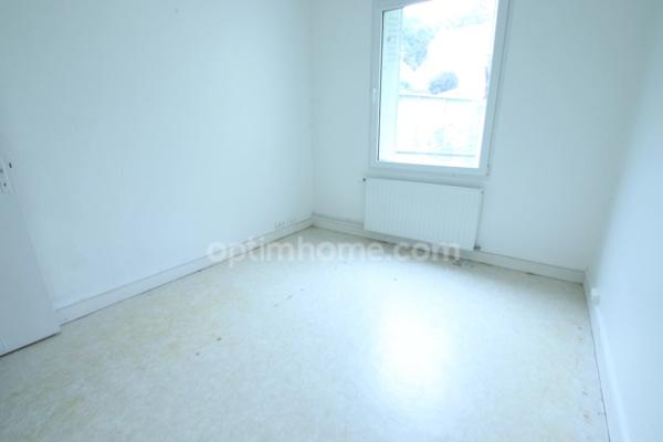 GIEN CENTRE Local commercial à usage de bureaux