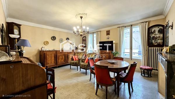 immeuble d'environ 140m² avec local commercial