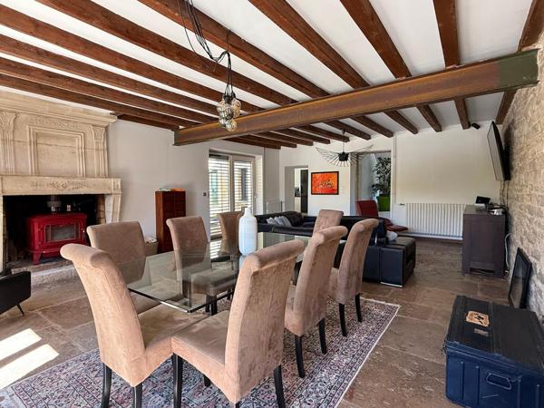 Maison ancienne de 7 pièces 190 m2 avec piscine