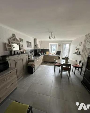 CANDÉ CENTRE  - MAISON D'HABITATION - 3 CHAMBRES - PARCELLE 190 m²