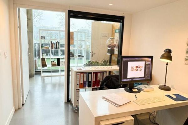 Vente - BUREAUX 230 m 2