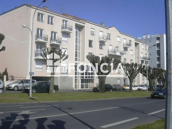 Location Studio 22.4 m² - 36 BOULEVARD DES BELGES La Roche Sur Yon 85000