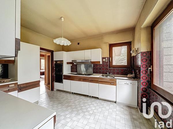 Maison à vendre 11 pièces 272 m² Le Malzieu-Ville