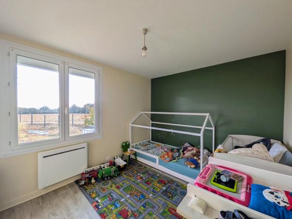 Maison à vendre 101 m² - NUEIL LES AUBIERS (79)