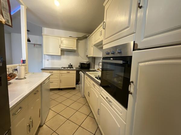 L'Isle-d'Abeau (38080) Pour investissement sur L’Isle D’Abeau, appartement T4 LOUÉ + garage