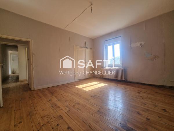 Maison a rénover  dans un cadre bucolique.