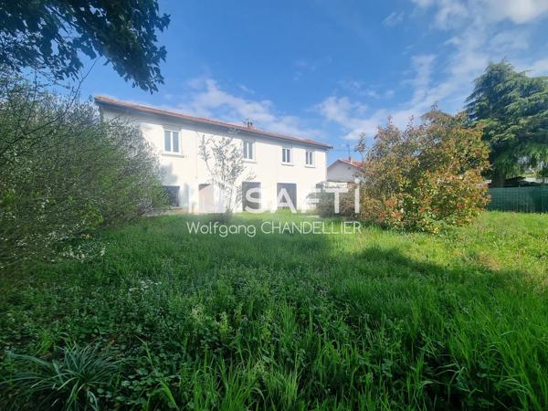 Maison a rénover  dans un cadre bucolique.