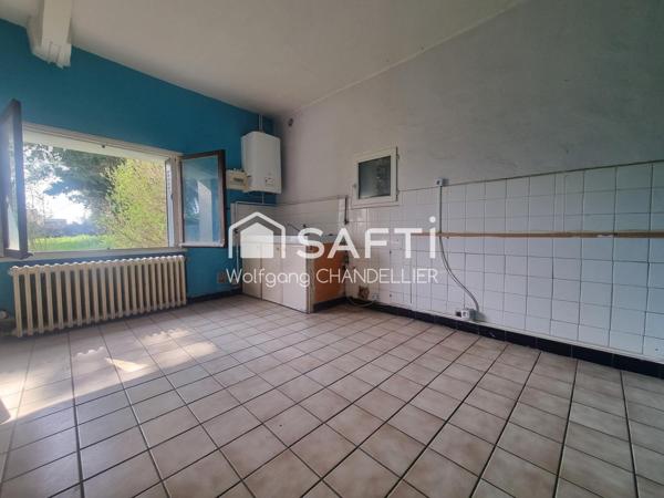 Maison a rénover  dans un cadre bucolique.