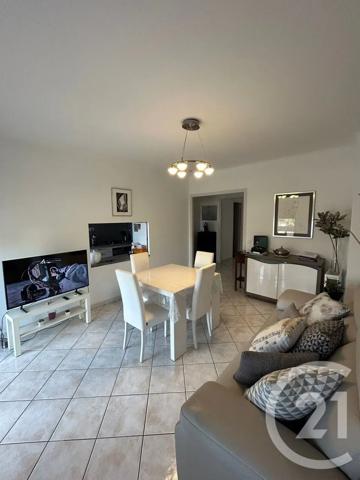 Appartement T3 à vendre  3 pièces - 61,88 m 2   MARSEILLE  - 13010