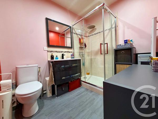 Appartement F2 à vendre  2 pièces - 49,23 m 2   TOULON  - 83